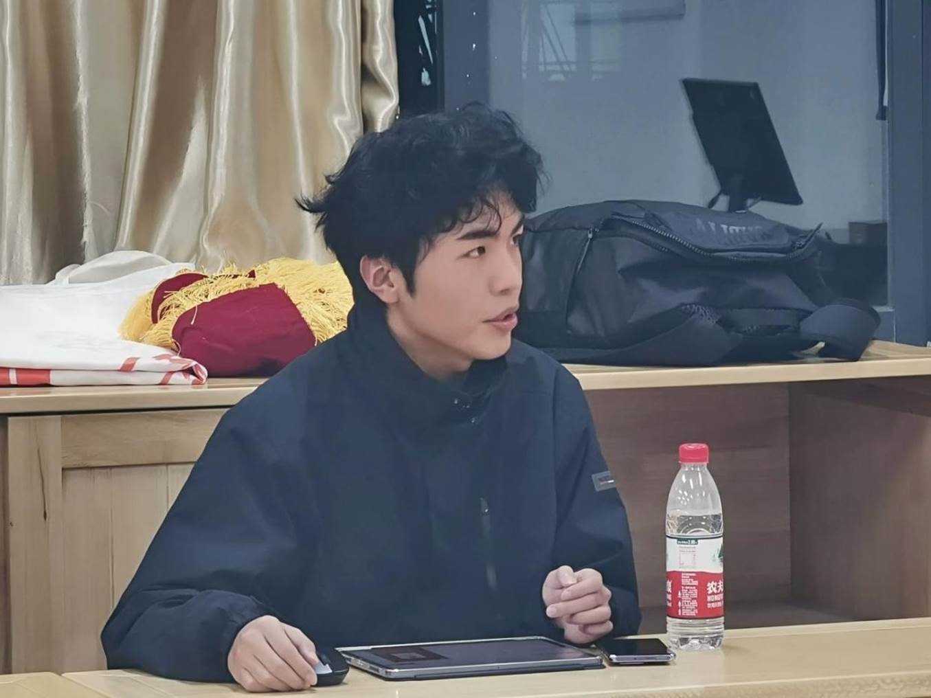 历史文化果冻传媒
魏立达同学做专题分享