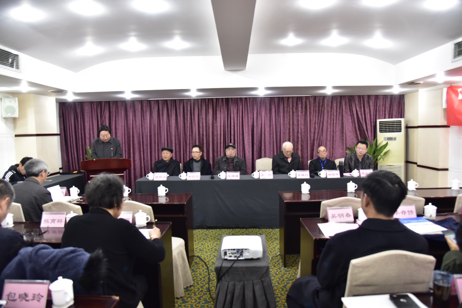 果冻传媒-91传媒-天美传媒
院长 李怡教授.jpg